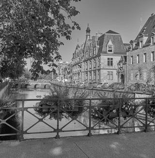 Quimper   |   25  /  28    |